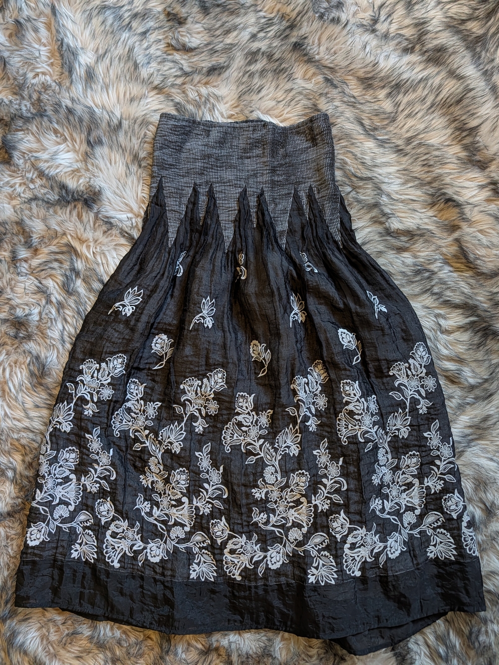 Lapis 2-in-1 Floral Smocked Maxi Skirt Strapless Convertible Dress One Size